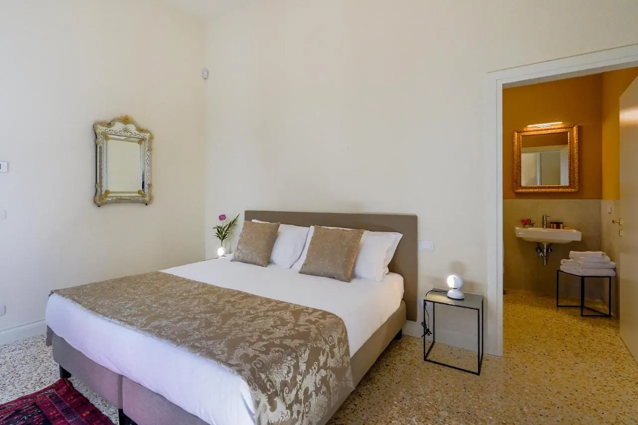 Ca' Longo Palace Damasco ヴェネツィア アパート